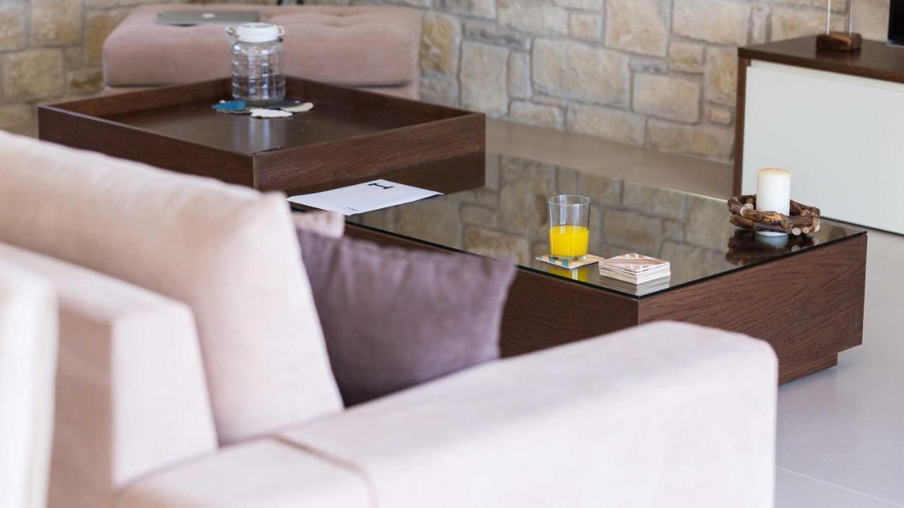 Villa Emilia I Luxury, Amazing Seaview, Next To The Town Kíssamos Exterior foto