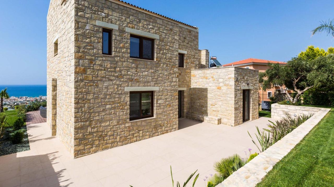 Villa Emilia I Luxury, Amazing Seaview, Next To The Town Kíssamos Exterior foto