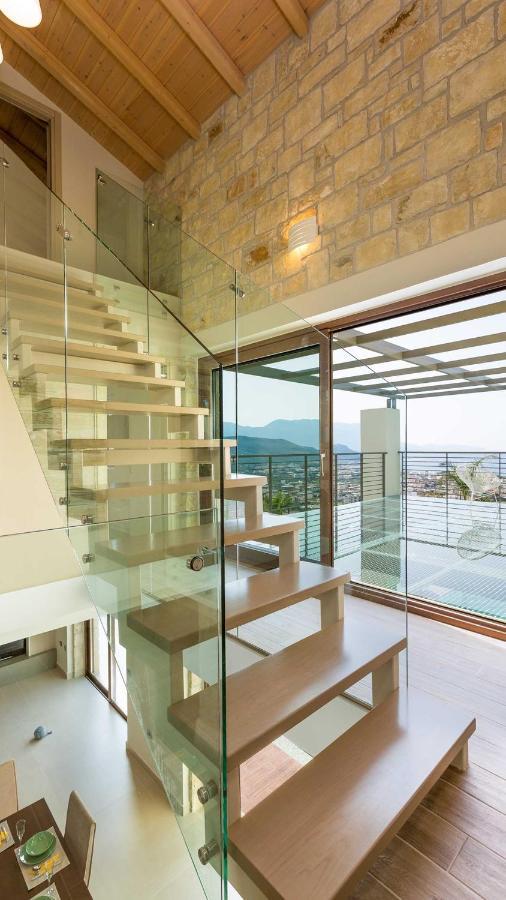 Villa Emilia I Luxury, Amazing Seaview, Next To The Town Kíssamos Exterior foto